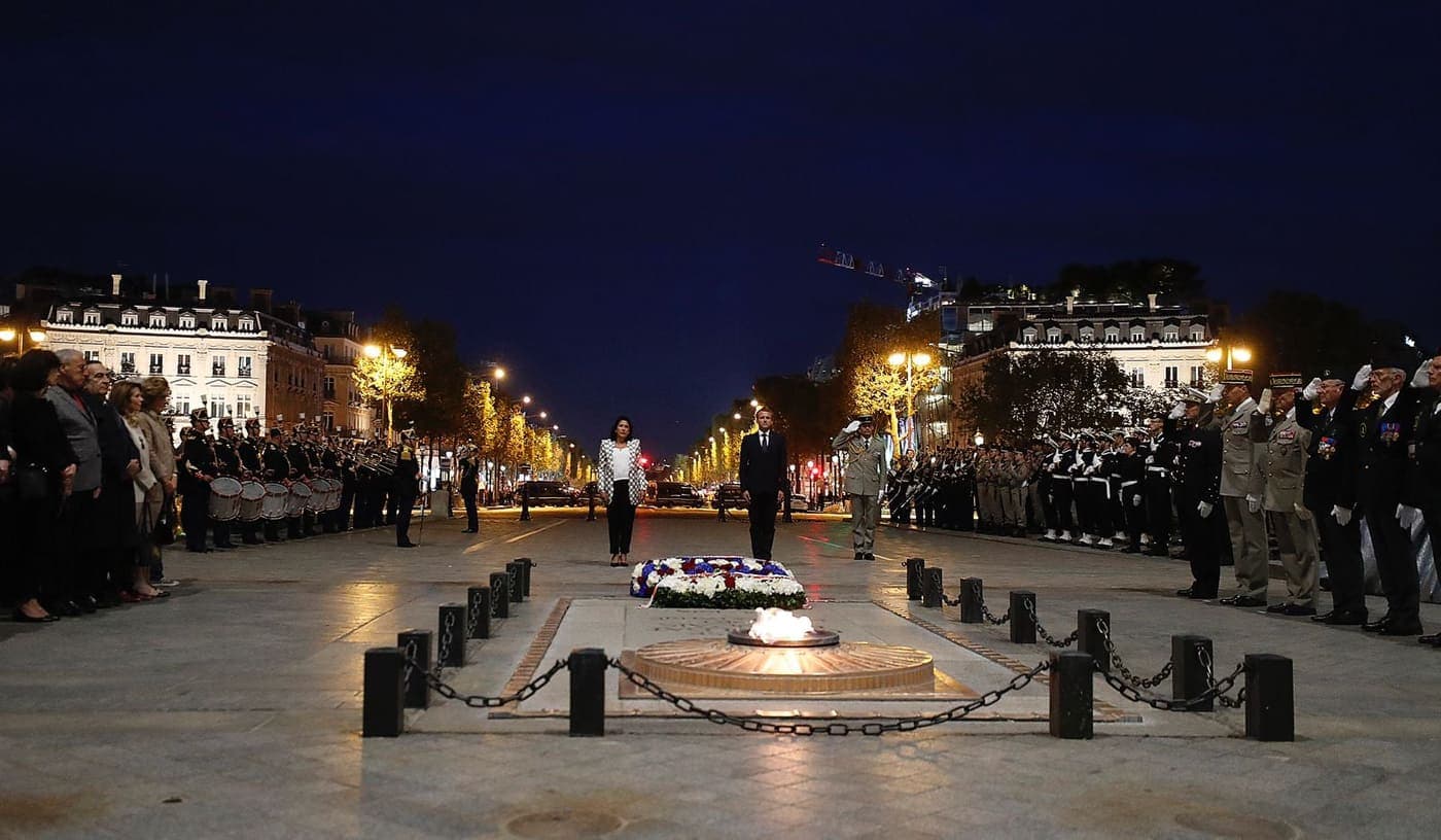 Frontnews image description