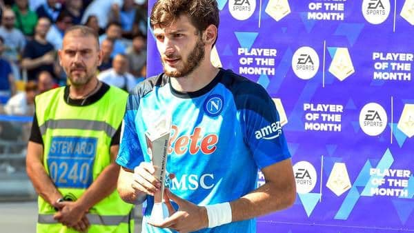 ზედიზედ მეორედ – ხვიჩა კვარაცხელია თვის საუკეთესო მოთამაშე გახდა