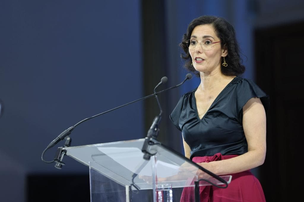 Frontnews image description