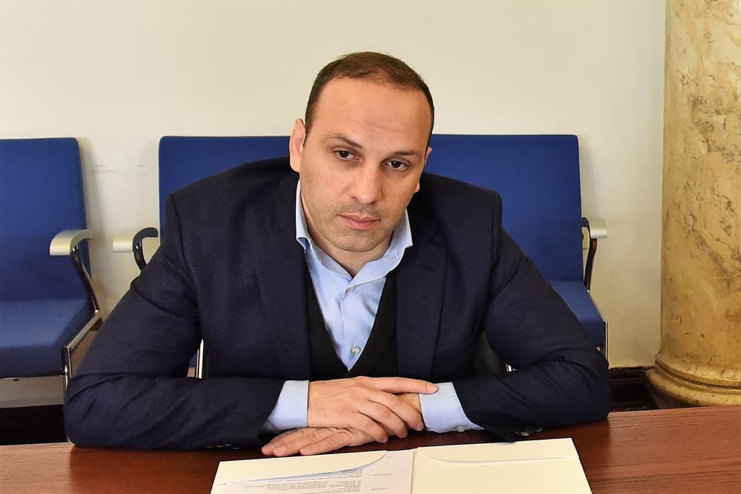 ლევან გოგიჩაიშვილი – ვის რას შოულობდა და სად შოულობდა, ამის შესახებ დოკუმენტირებული მასალა გოგაშვილის ხელშია მოქცეული