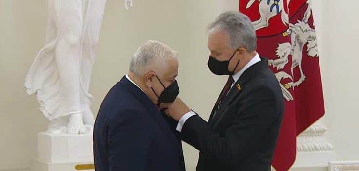 საქართველოს ტექნიკური უნივერსიტეტის რექტორი ლიეტუვის პრეზიდენტმა სახელმწიფო ორდენით დააჯილდოვა