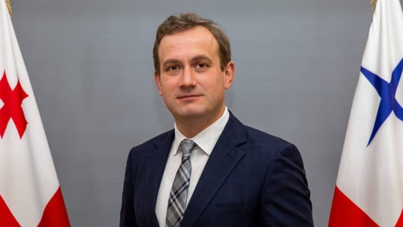 დაზვერვის სამსახურის ხელმძღვანელი თანამდებობიდან გაათავისუფლეს