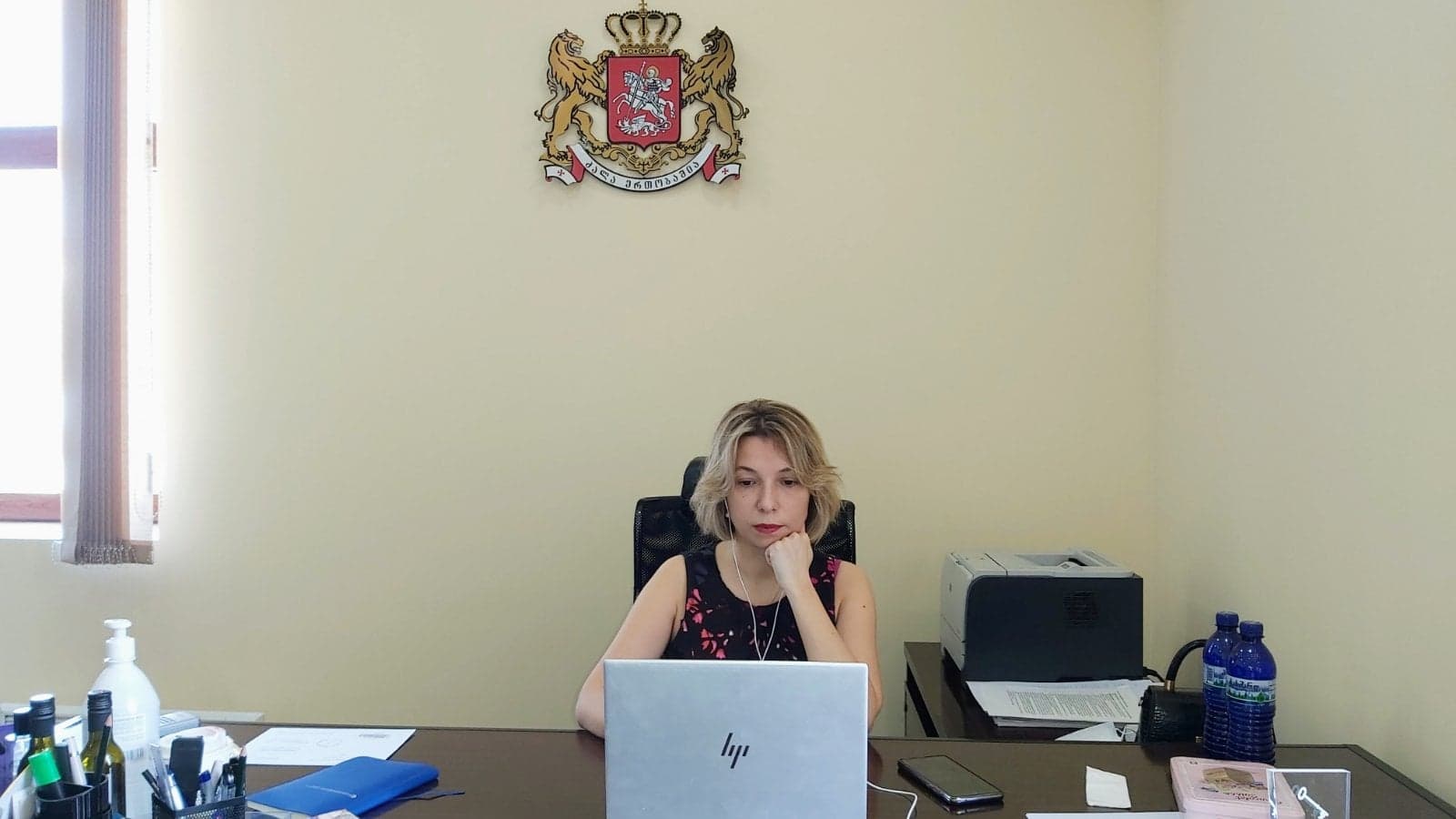 Frontnews image description