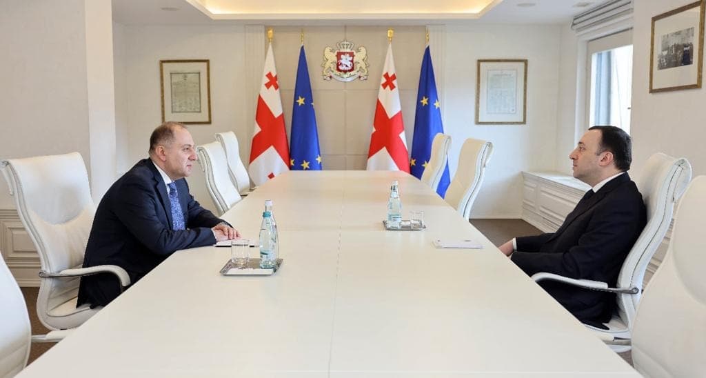 ირაკლი ღარიბაშვილმა ქუვეითის სახელმწიფოში ახლად დანიშნულ ელჩთან შეხვედრა გამართა