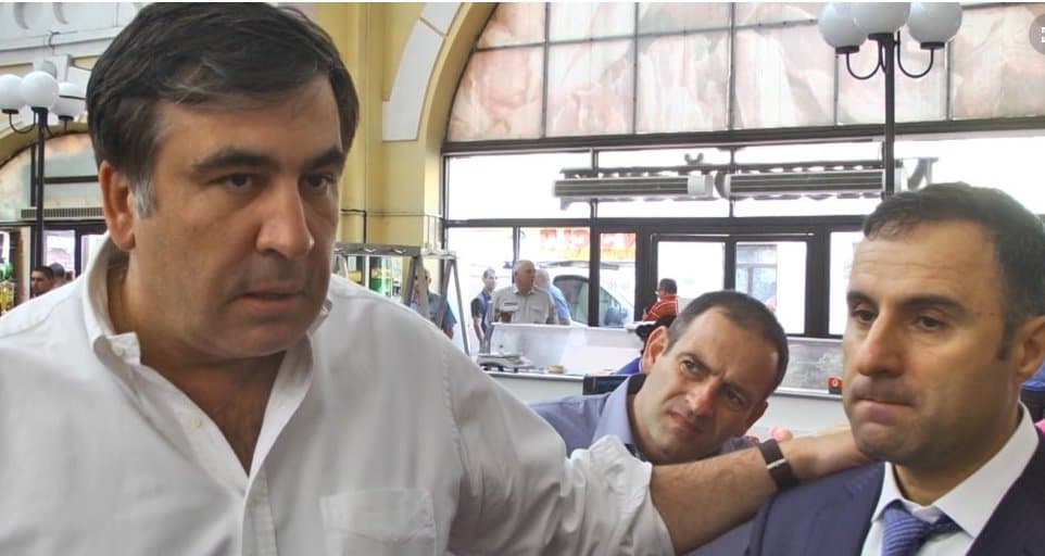 მიხეილ სააკაშვილი – პირდაპირ რუსულ დაკვეთად მიმაჩნია და სრულ ლუსტრაციას ახდენს ივანიშვილის კლეპტოკრატიული მმართველობის