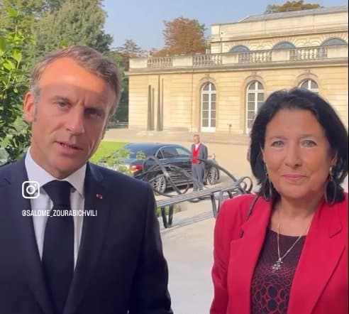 Frontnews image description