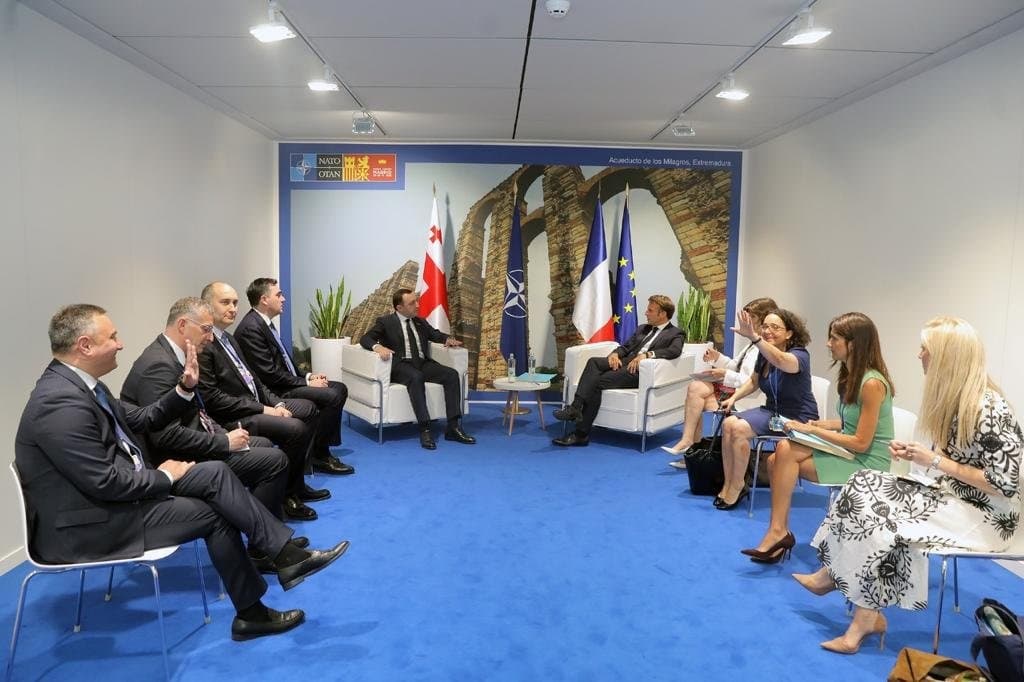 ირაკლი ღარიბაშვილი – ძალიან კარგი შეხვედრა მქონდა საფრანგეთის რესპუბლიკის პრეზიდენტთან