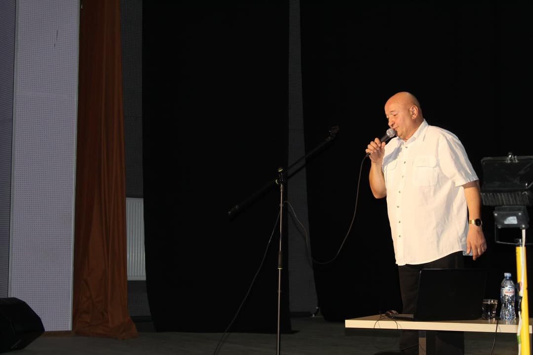 წაღვერის კულტურის სახლში მომღერალ ზაზა მამალაძის შემოქმედების 50 წლისადმი მიძღვნილი საიუბილეო საღამო გაიმართა