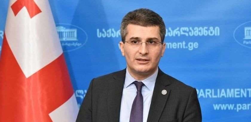 მამუკა მდინარაძე – აქეთ-იქით ხტუნაობას და მილიონი მოპარული დოლარის ხარჯვას საჭმელი აჭამონ და გადარჩენილია