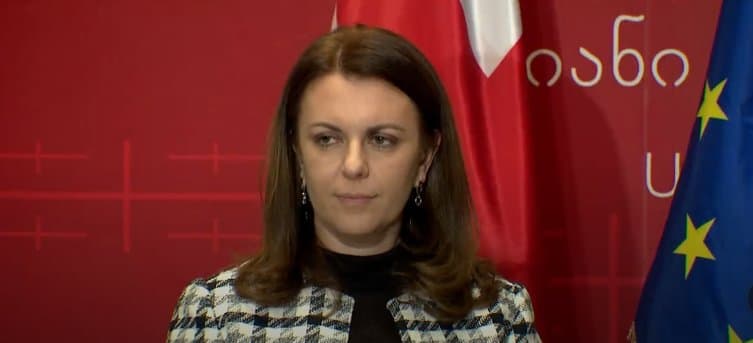 ნონა მამულაშვილი – არჩევნებს დაემატოს კითხვა: უნდა დატოვოს თუ არა პარლამენტი “ნაციონალური მოძრაობის” დეპუტაციამ?