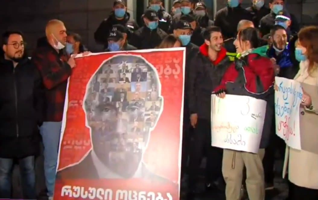 Frontnews image description