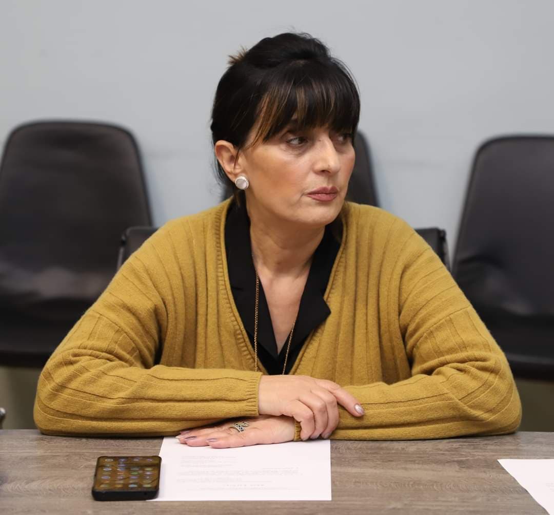 Frontnews image description