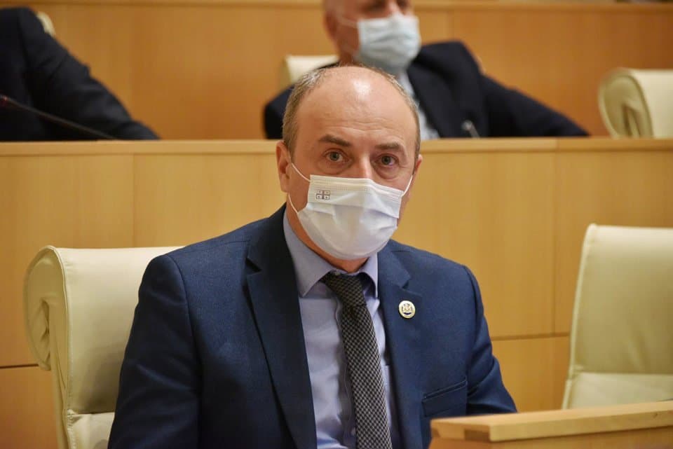 Frontnews image description