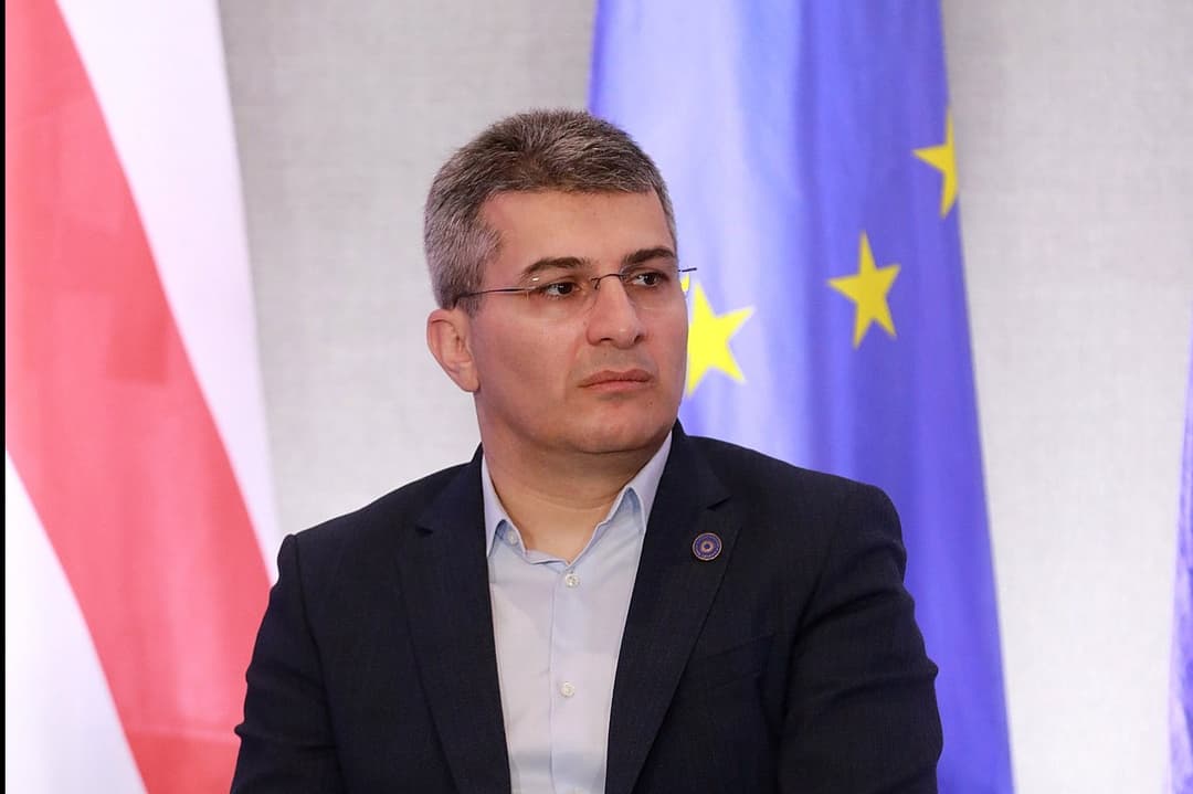 მამუკა მდინარაძე – “ქართული ოცნება“ ყველაფერს გააკეთებს, რომ დეზინფორმაციის ხარისხი შემცირდეს და თან თქვენ არაფერი დაგიშავდეთ