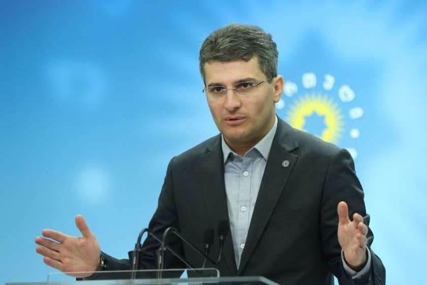 მამუკა მდინარაძე – ტექნიკური პარლამენტი ვერ იარსებებს და ის სისულელეები, რაც გვერდზე მოვლენებად შეიძლება წარმოჩნდეს საბოლოო ჯამში არ არის რეალური და პიარული დღის წესრიგია, ოღონდ საბოტაჟური