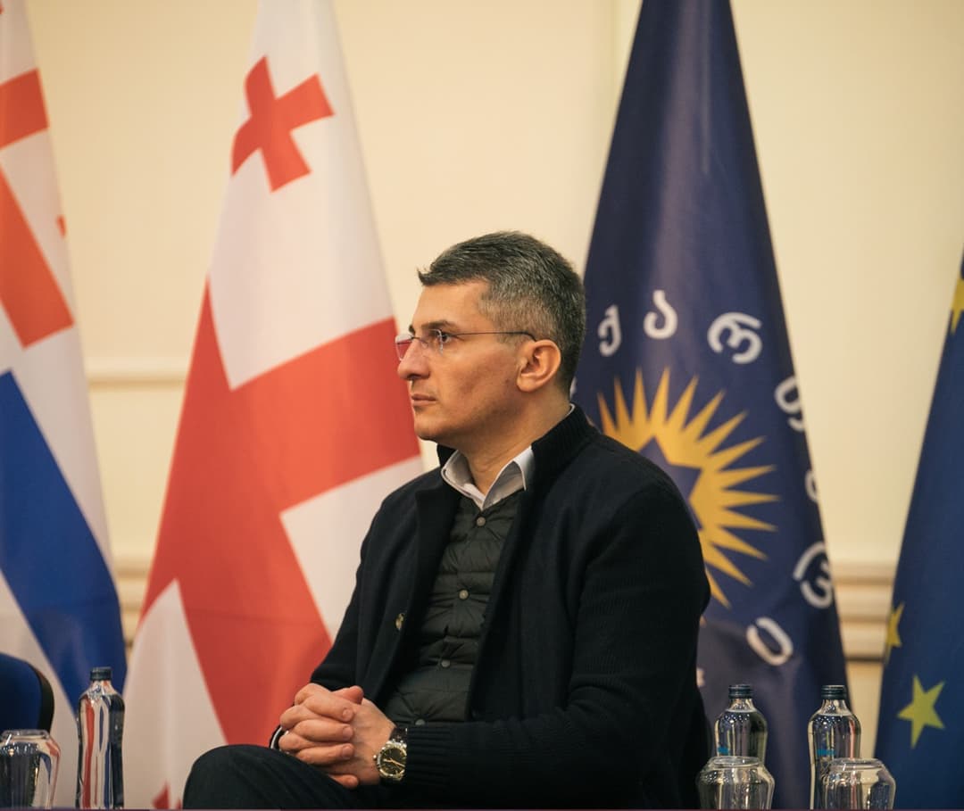 მამუკა მდინარაძე – დიახ, ისინი აორგანიზებენ ძალიან ხშირად საპროტესტო მუხტს, ორგანიზების აღიარება ძალიან კარგია მათი მხრიდან