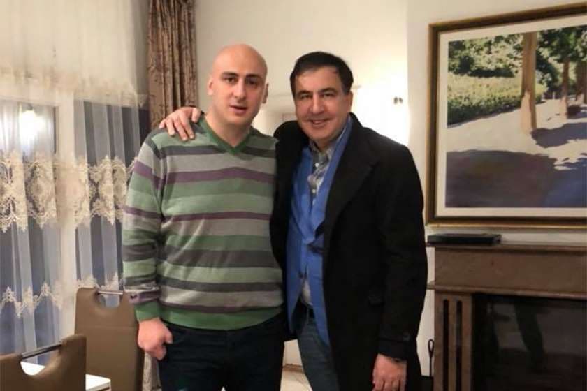 Frontnews image description