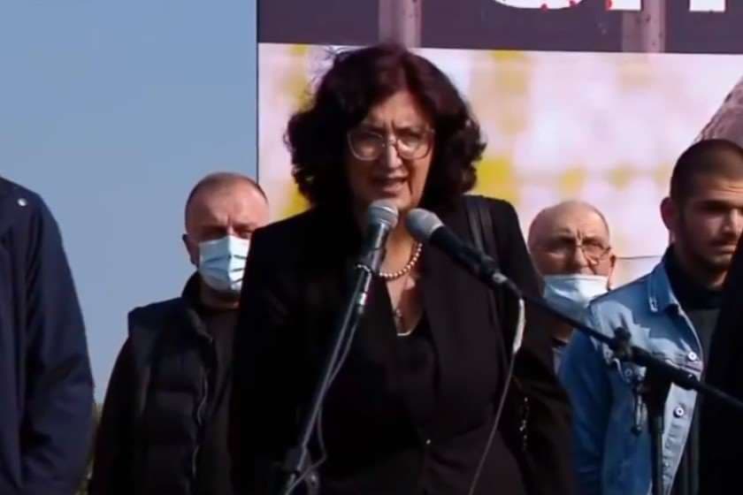 ია მეტრეველი – ვიკრიბებით სწორედ იმ მოთხოვნით, რომ სააკაშვილის შეწყალება არავითარ შემთხვევაში არ მოხდეს