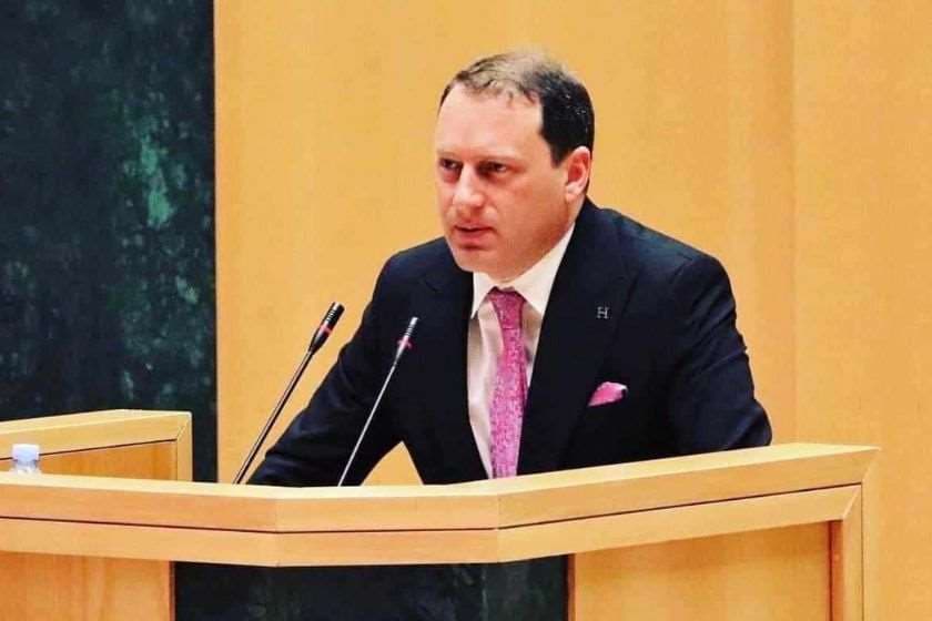 Frontnews image description