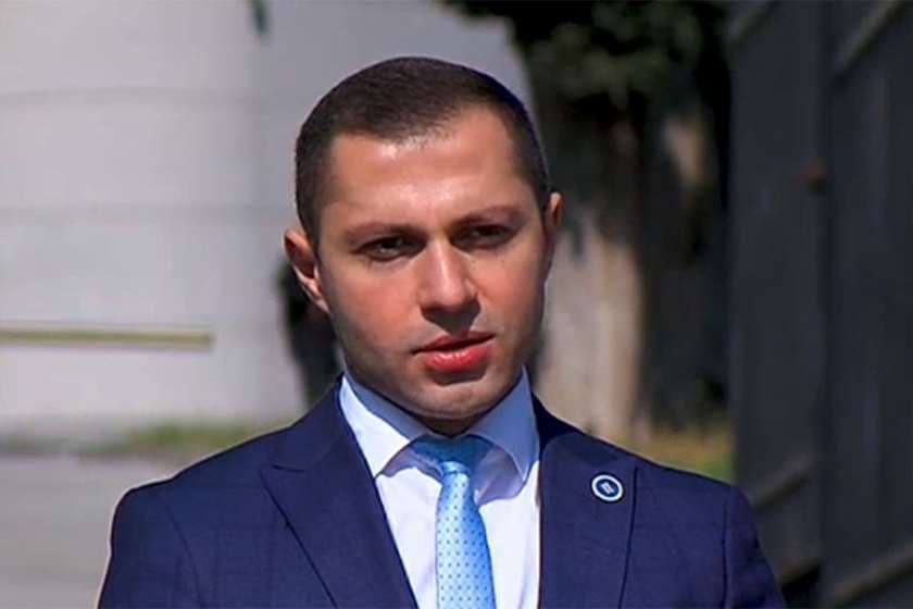 Frontnews image description