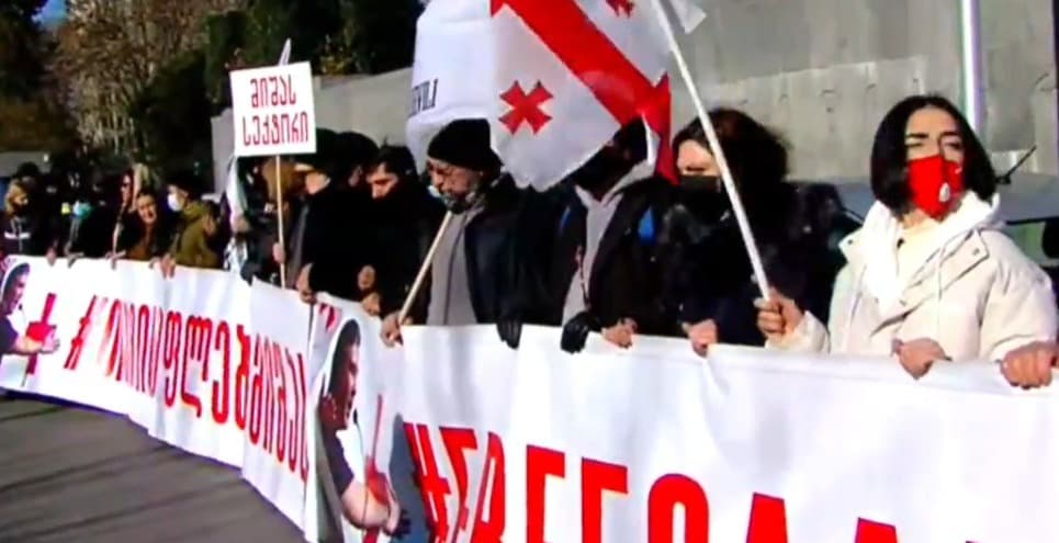 Frontnews image description