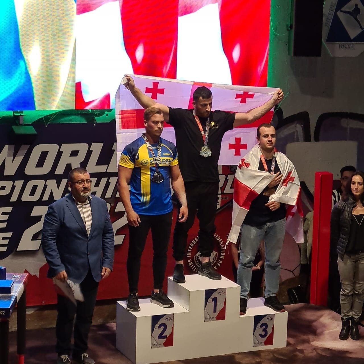 Frontnews image description