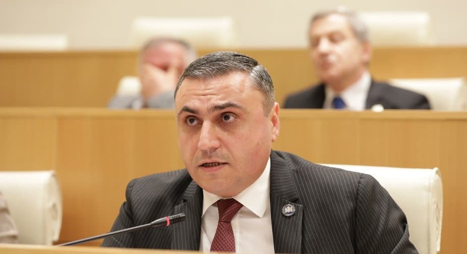 დავით მათიკაშვილი – კარგად ჩანს ხაზარაძის პირდაპირი ბმა “ნაცმოძრაობასთან“, რაც სინამდვილეში ერთი სუბიექტია