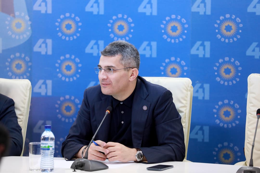 მამუკა მდინარაძე – უკვე დარწმუნებით იციან, რომ “5-იანის ფაქტორი” ვერ ასცდება 20%-ს და ცდილობენ, “ნაცებისგან” გამიჯვნით მოიპოვონ ნდობა