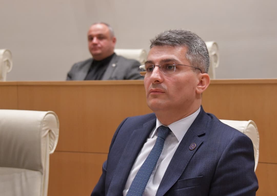 მამუკა მდინარაძე – დღეს იყო გაცილებით დარბილებული, შედარებით დაბალანსებული ტონი, რაც ხალხის რეაქციამ უზრუნველყო