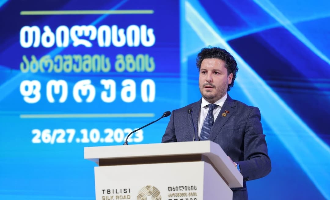 მონტენეგროს პრემიერი – როგორც საქართველო, ჩვენც ასევე ვცდილობთ, ხიდის როლი ვითამაშოთ, რომ ჩვენი მეზობლები ერთმანეთთან დავაკავშიროთ