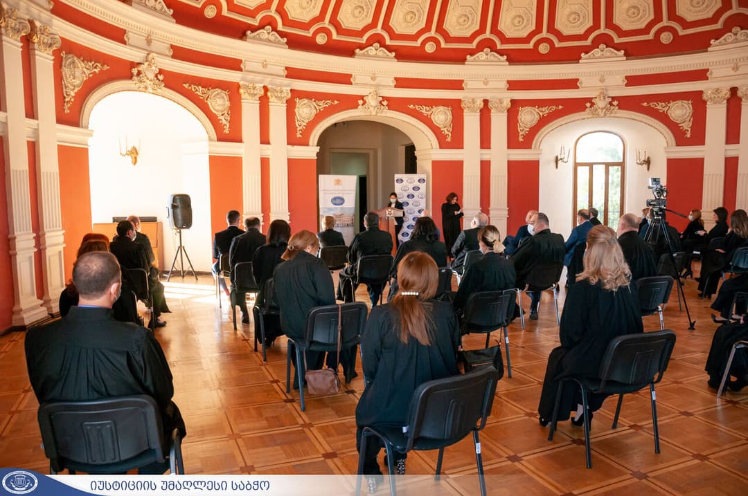 “სასამართლოს გუშაგი” – დღეს 26 მოსამართლე უვადოდ დაინიშნა, სამი მათგანი კანონით დადგენილი პროცედურის დარღვევით გაამწესეს