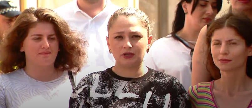 “იმედს ვიტოვებთ, რომ ეს პროტოკოლი დღეს დასრულდება და ჩვენი შვილები სექტემბერში მიიღებენ მედიკამენტს”