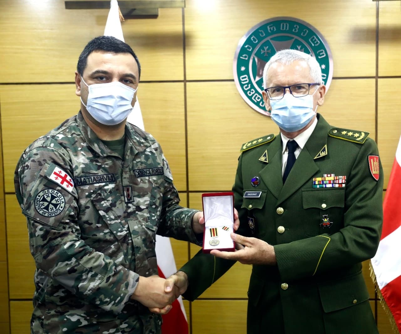 Frontnews image description