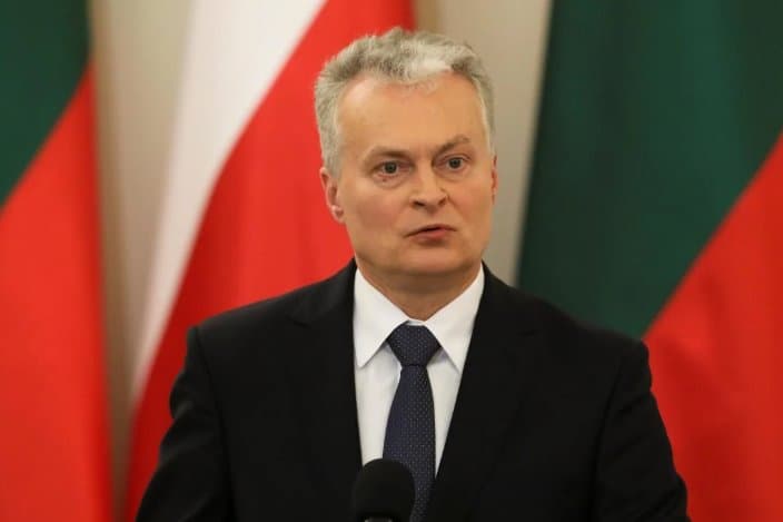 “შეწყვიტეთ წითელი ხაზების გავლება” – ნაუსედა უკრაინაში დასავლური ჯარების გაგზავნას მხარს უჭერს