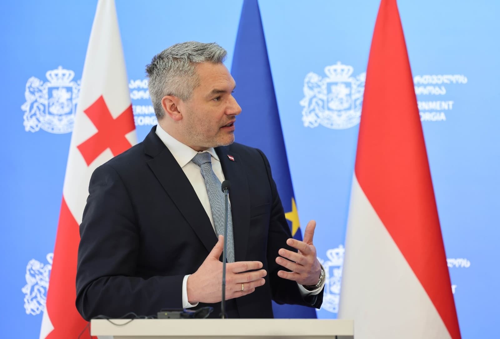 Frontnews image description