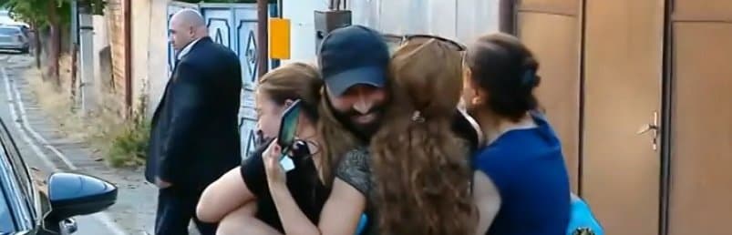 Frontnews image description