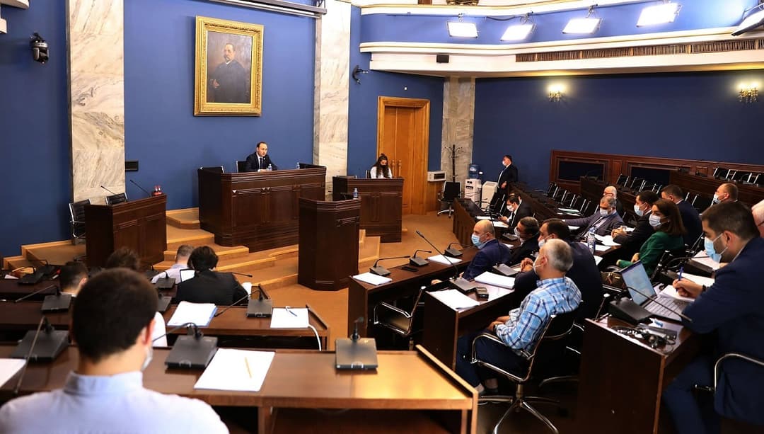 იურდიულ საკითხთა კომიტეტმა ცესკო-ს თავმჯდომარის თანამდებობაზე გიორგი კალანდარიშვილის, წევრობაზე გია ცაცაშვილის და მაია ზარიძის არჩევას გაუწია რეკომენდაცია