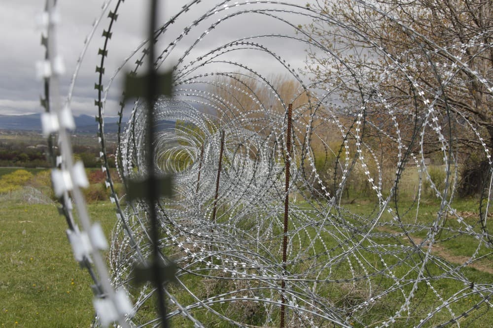 Frontnews image description