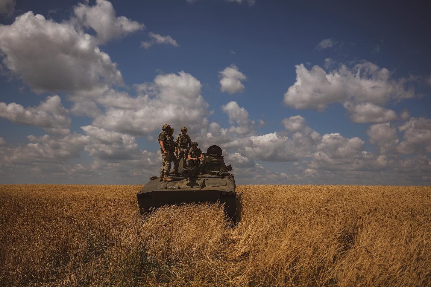 Frontnews image description