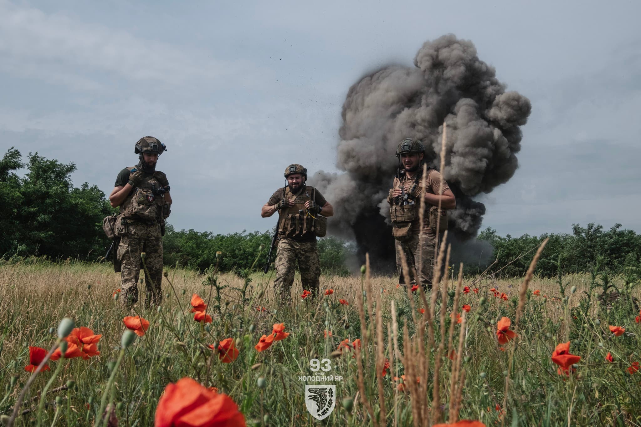 Frontnews image description