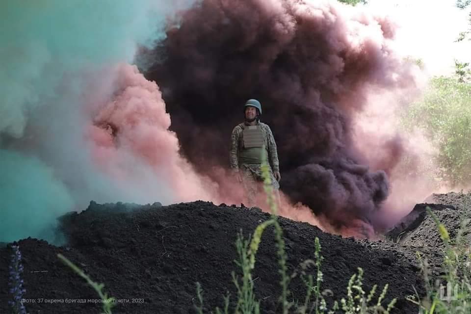 Frontnews image description