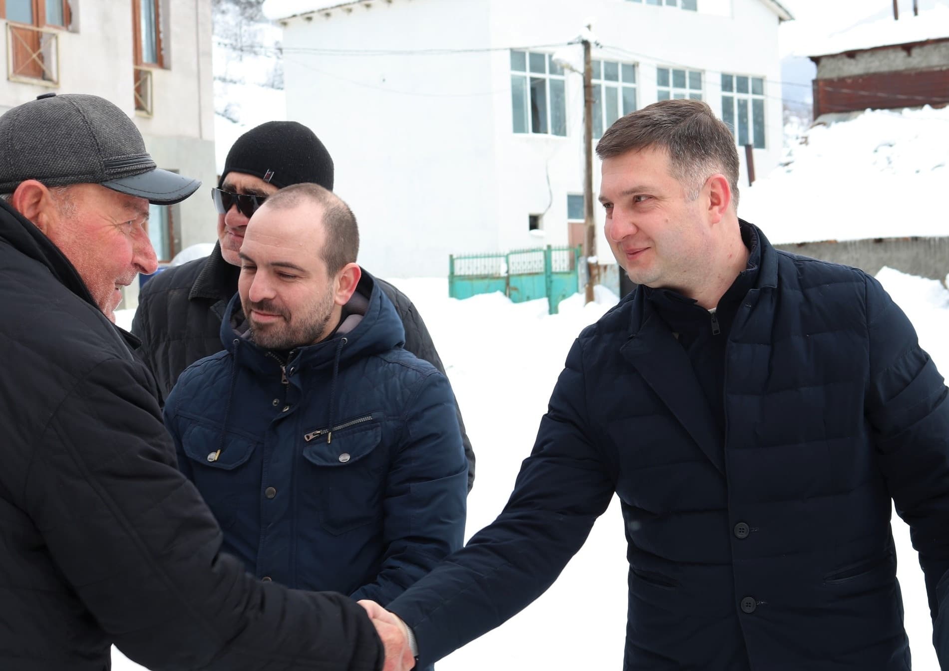 Frontnews image description