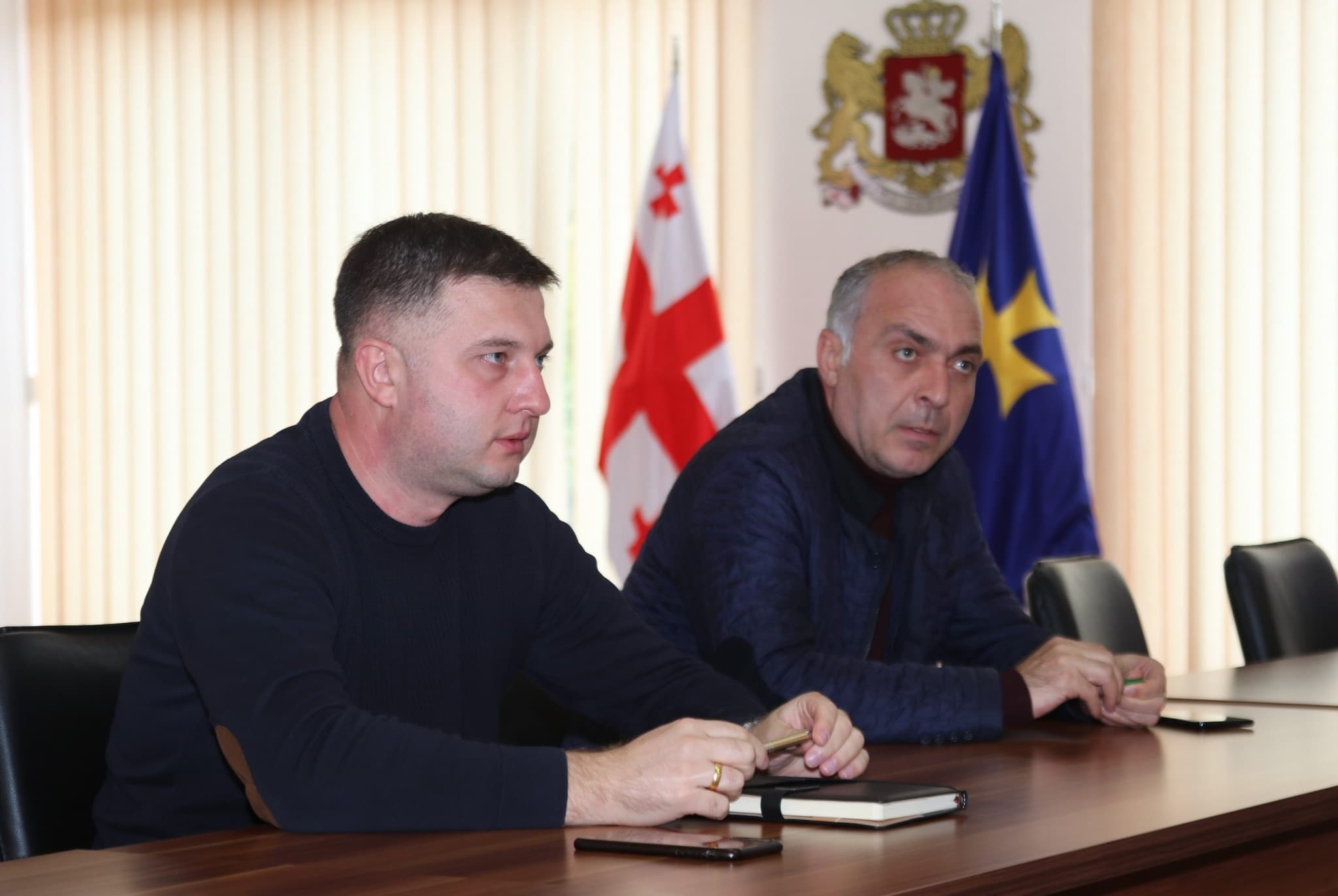 Frontnews image description