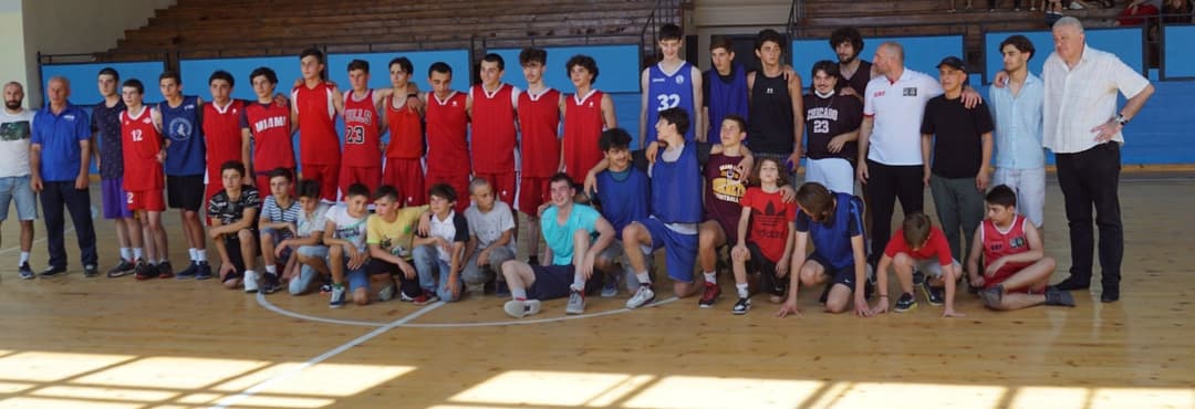 ონში ტატო ბენდიანიშვილის ხსოვნისადმი მიძღვნილი ტურნირი გაიმართა