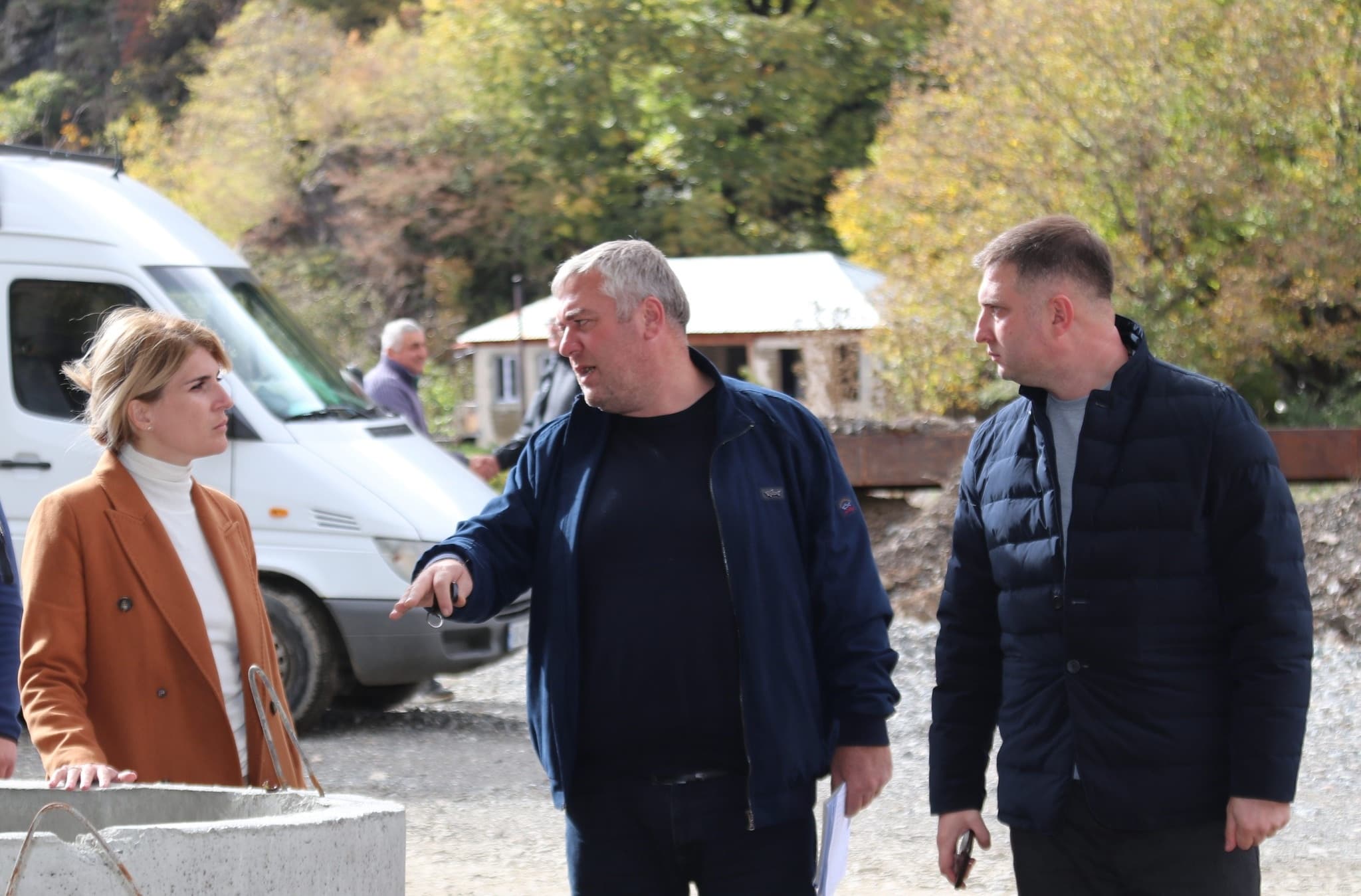 Frontnews image description