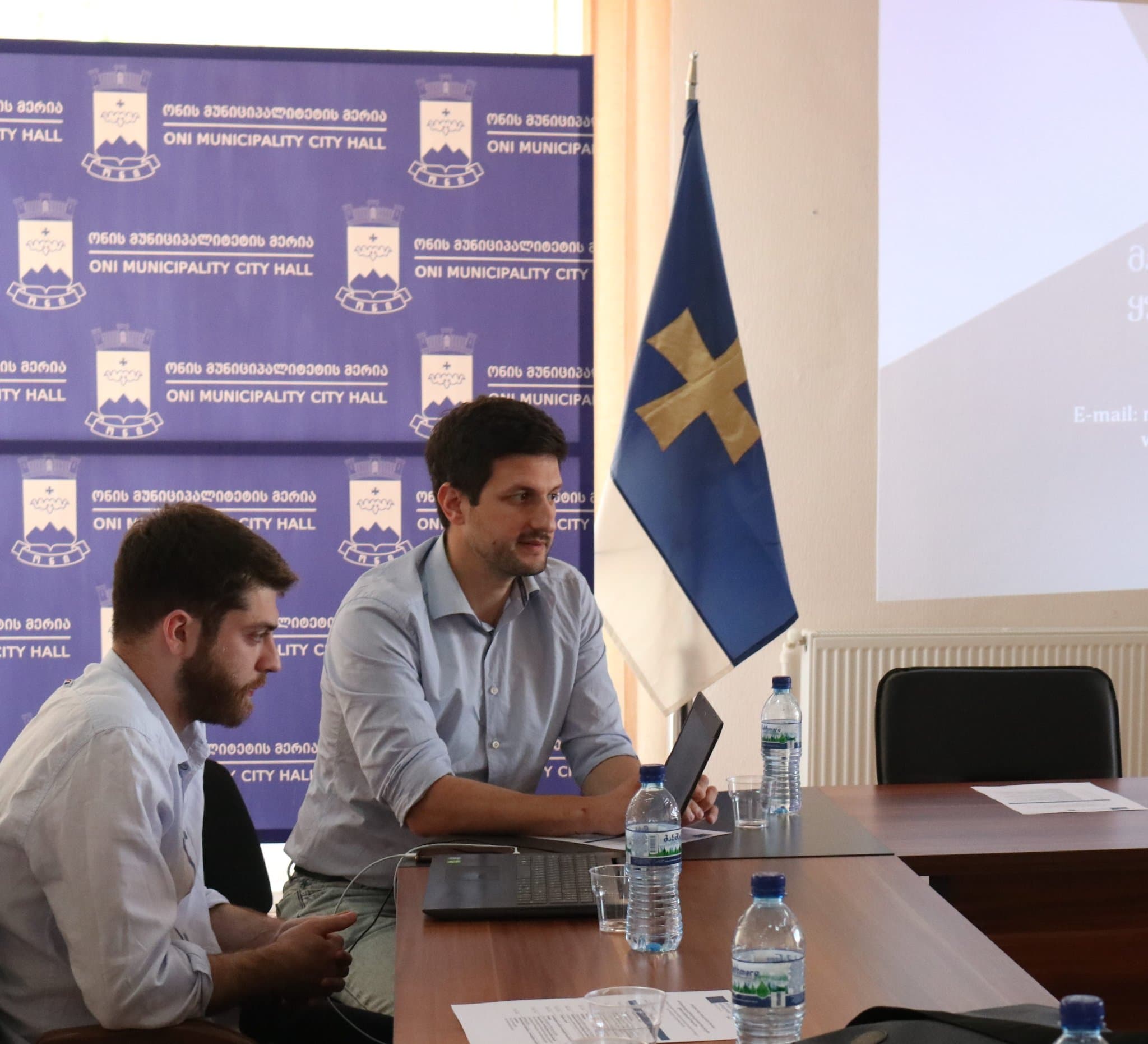 Frontnews image description