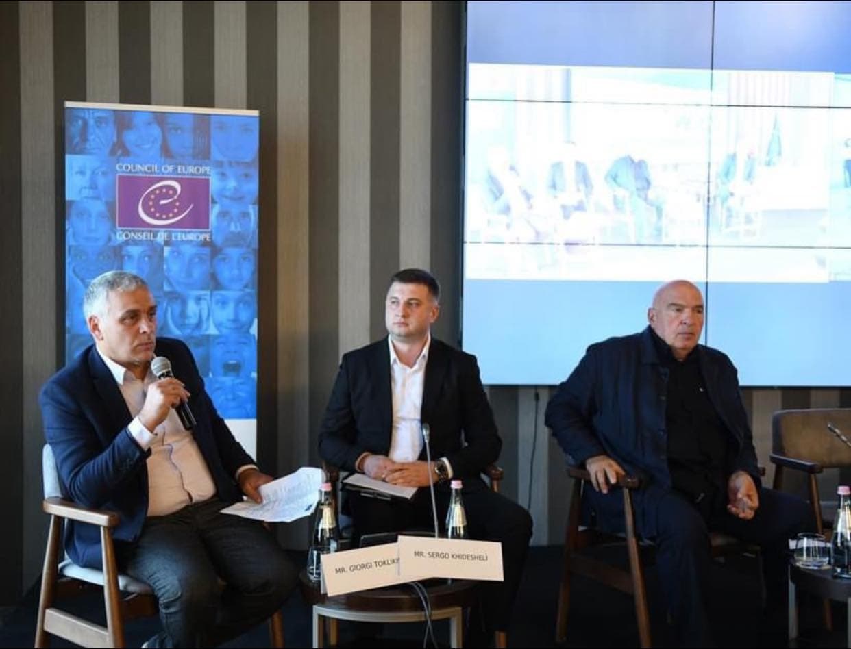 Frontnews image description