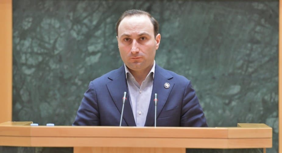 ანრი ოხანაშვილი – თქვენ წარმოიდგინეთ, თავდაცვის მინისტრიც პოლიტსაბჭოს წევრია, კულტურის მინისტრიც, პრემიერ-მინისტრიც