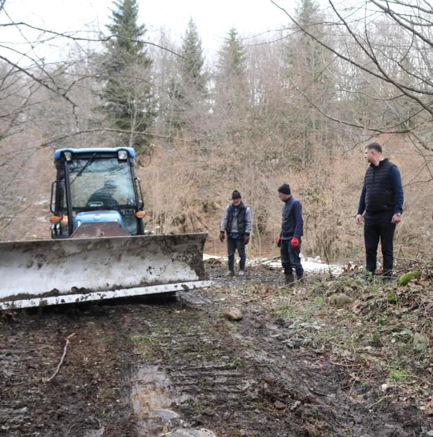 Frontnews image description