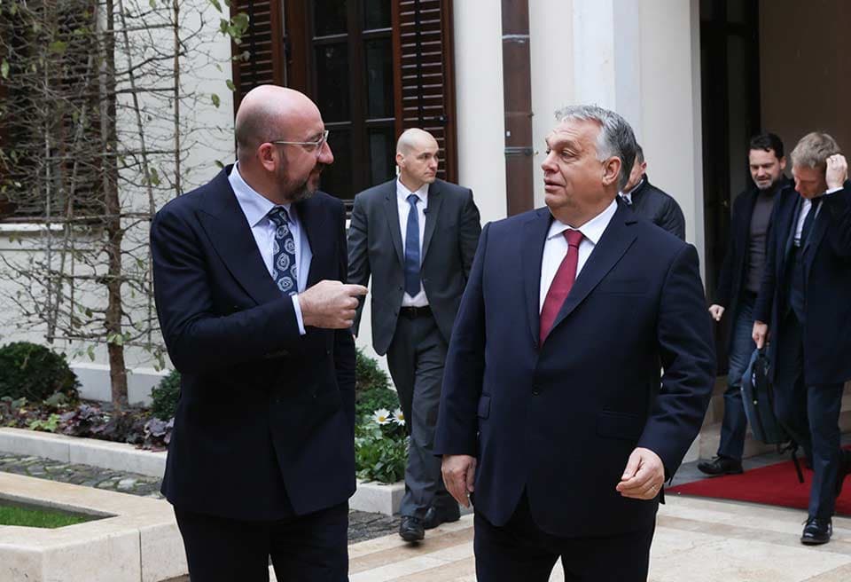 ვიქტორ ორბანი შარლ მიშელს მოუწოდებს, უკრაინის საკითხზე საბჭო არ მოიწვიოს